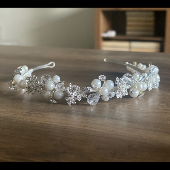 Wedding tiara/ headband - Picture 2 of 5
